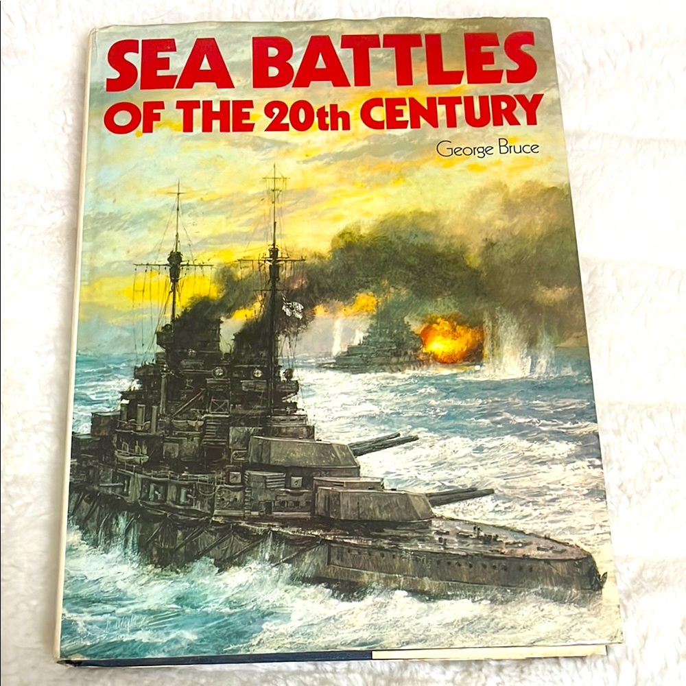 Vintage (1975) Sea Battles of the 20th Century Book